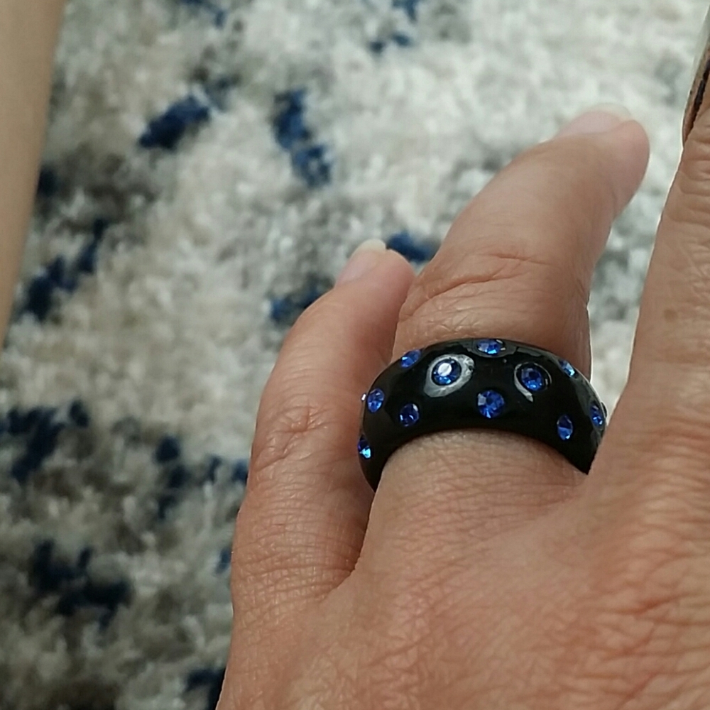Statement Rings - Picture 4 of 8